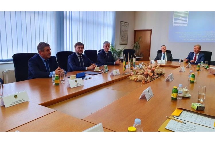 Slika /slike/Vijesti/4.6.2020. Grubišno polje - vode ugovori.jpg